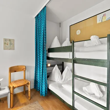 Triangel B Apartment *